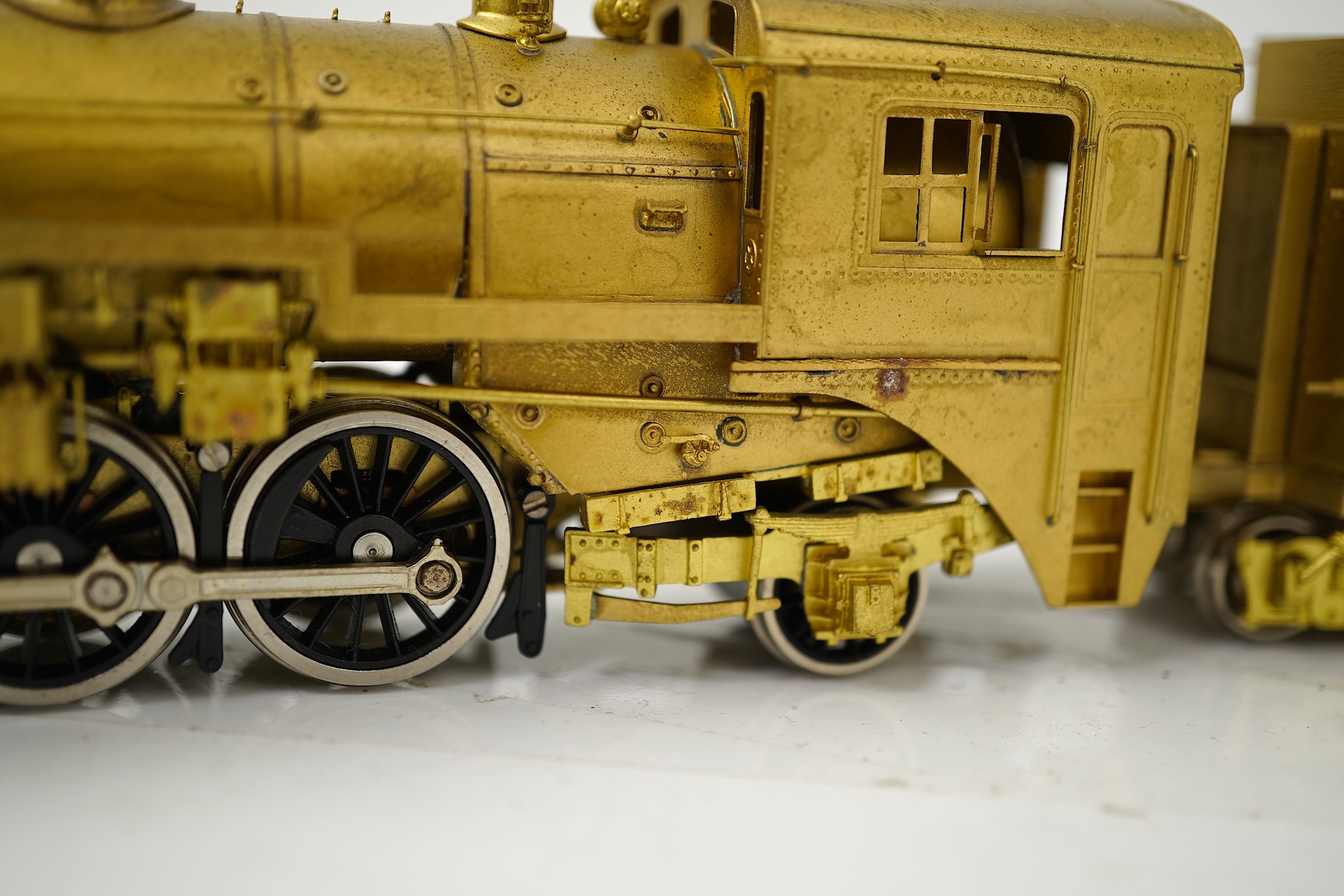 A boxed HO gauge VH Scale Models unpainted brass model of Canadian Pacific Railway 1-1a, 2900, 4-8-2 locomotive with bogie tender, powered for two rail operation.